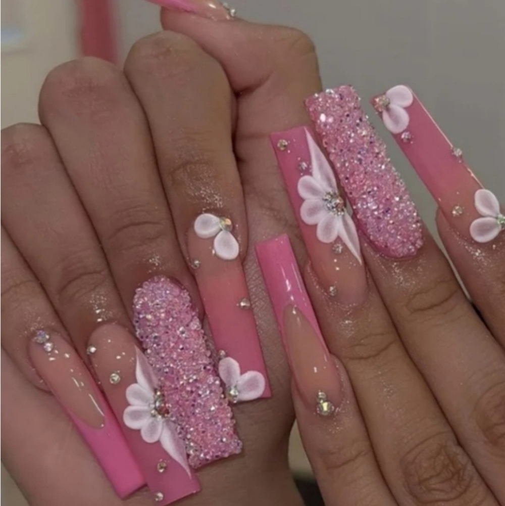 Edit Listing24 Pieces 3D Flower Rhinestone Press On Nails